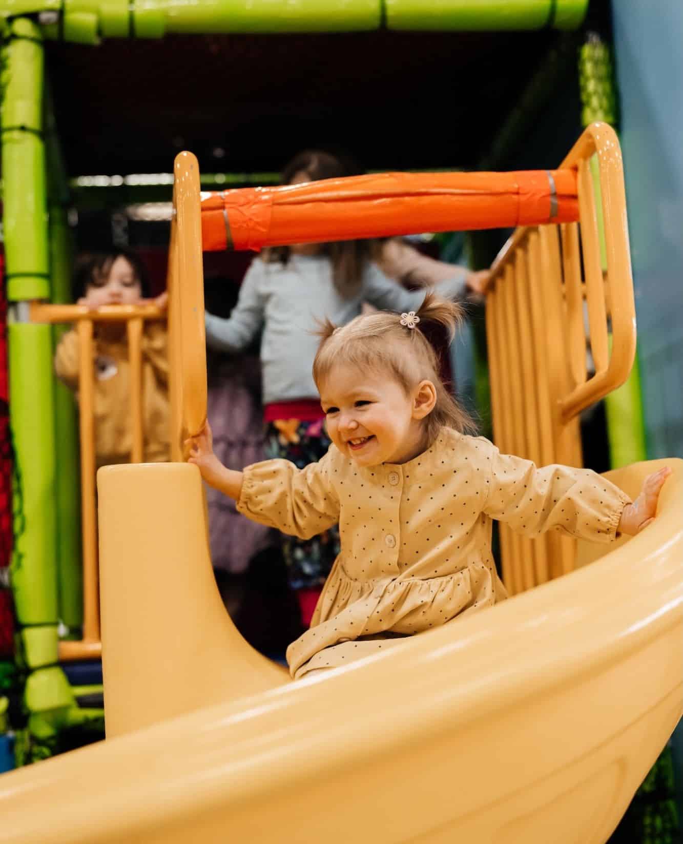 Family time made easy ❤️
At Bountiful Farmers’ Market, kids can play, parents can shop, and everyone leaves happy!
🕓 Open year-round: Fri 10–4 | Sat 9–4 | Sun 10–4
📍Free parking • 120+ local vendors • Food Hall & family fun
#BountifulFarmersMarket #YEGLocal #YEGMarkets #SupportLocalYEG #YEGFamilyFun