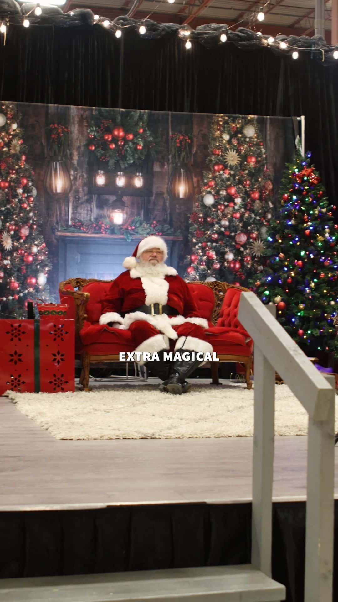 Santa is visiting for a limited time only, and he can’t wait to meet your family!
🎅 Book your photo session with Santa
📅 December 5–21
🕒 Available anytime the Bountiful Farmers’ Market is open
Don’t miss your chance to create those warm, wonderful holiday photos, reserve your spot online today!📸🎄
#Santa #SantaClaus #BountifulFarmersMarket #YEG #FamilyPhotos #Family #HappyHolidays