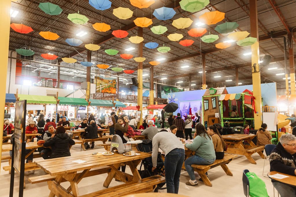 Rain, snow, or shine — Bountiful Farmers’ Market is open year-round! 🌦️
Enjoy fresh produce from local growers, unique handcrafted finds, and live weekend entertainment — all indoors, all Edmonton.
🕓 Open year-round: Fri 10–4 | Sat 9–4 | Sun 10–4
📍Free parking • 120+ local vendors • Food Hall & family fun
#BountifulFarmersMarket #YEGLocal #YEGMarkets #SupportLocalYEG #YEGFamilyFun