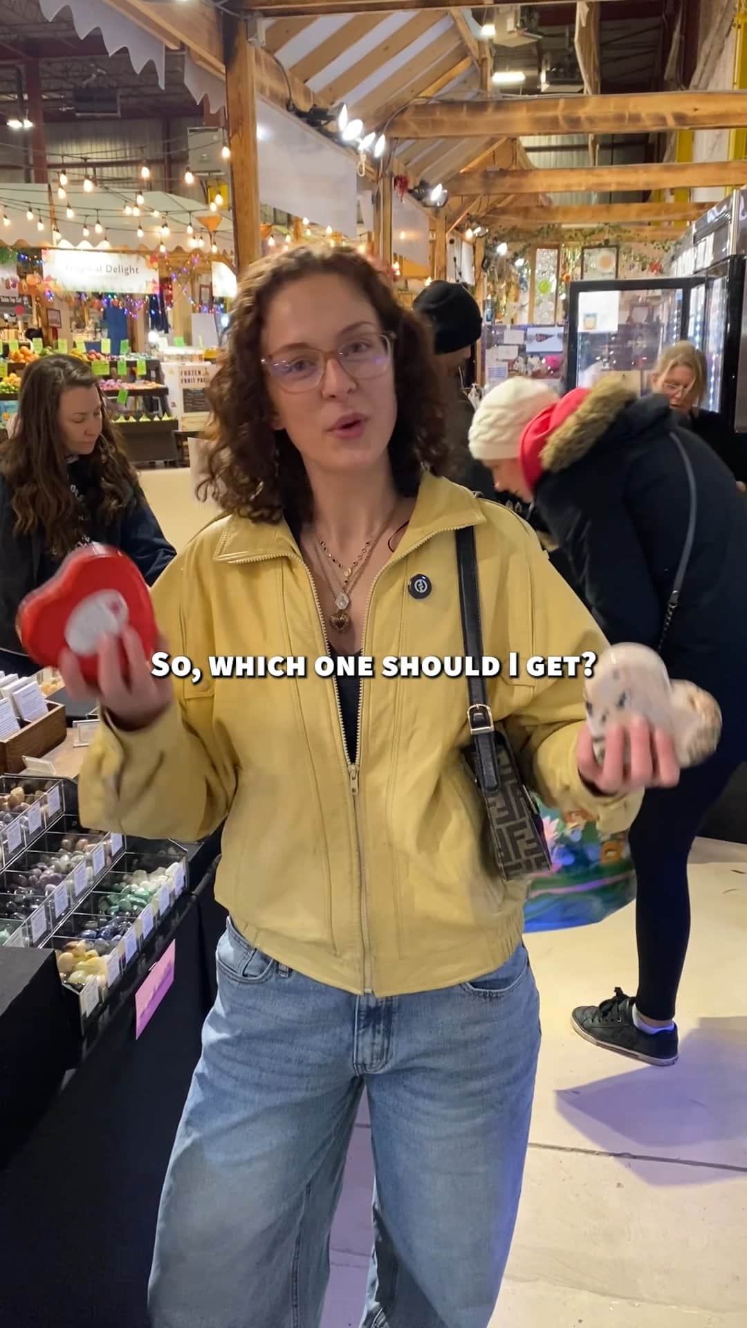 She’ll never guess what I’m getting her for Valentine’s Day… 👀💖
The Heart Gift Set by @kc.ore — sweet, thoughtful, and made to make her smile. The kind of gift that feels personal (without you having to stress about it 😉).
Find it at Bountiful and make this year’s surprise a good one.
#ValentinesDay #GiftGuide #BountifulFarmersMarket #ShopLocalYEG #Love #Wishlist