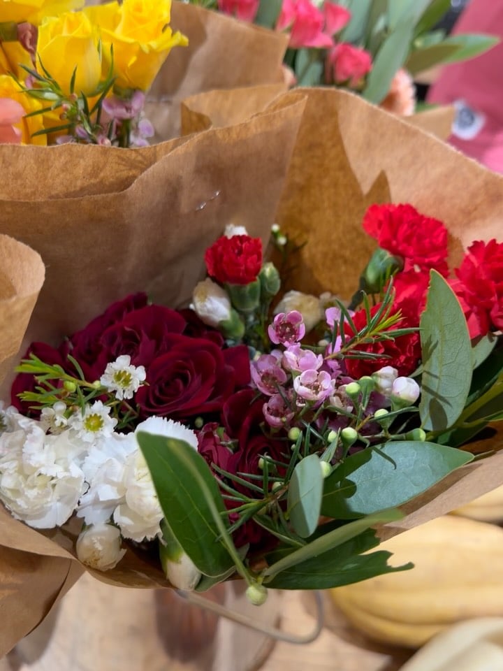 Fresh. Local. Beautifully bundled for someone you love. 🌹

Skip the last-minute scramble and gift something that feels thoughtful and alive this Valentine’s Day. Our vendors have fresh, locally sourced blooms ready to brighten their home (and their heart).

📍 3696 97 St NW, Edmonton
Fri (10–4) | Sat (9–4) | Sun (10–4)

#BountifulFarmersMarket #ShopLocalYEG #YEGValentines #FreshFlowersYEG #SupportLocalYEG