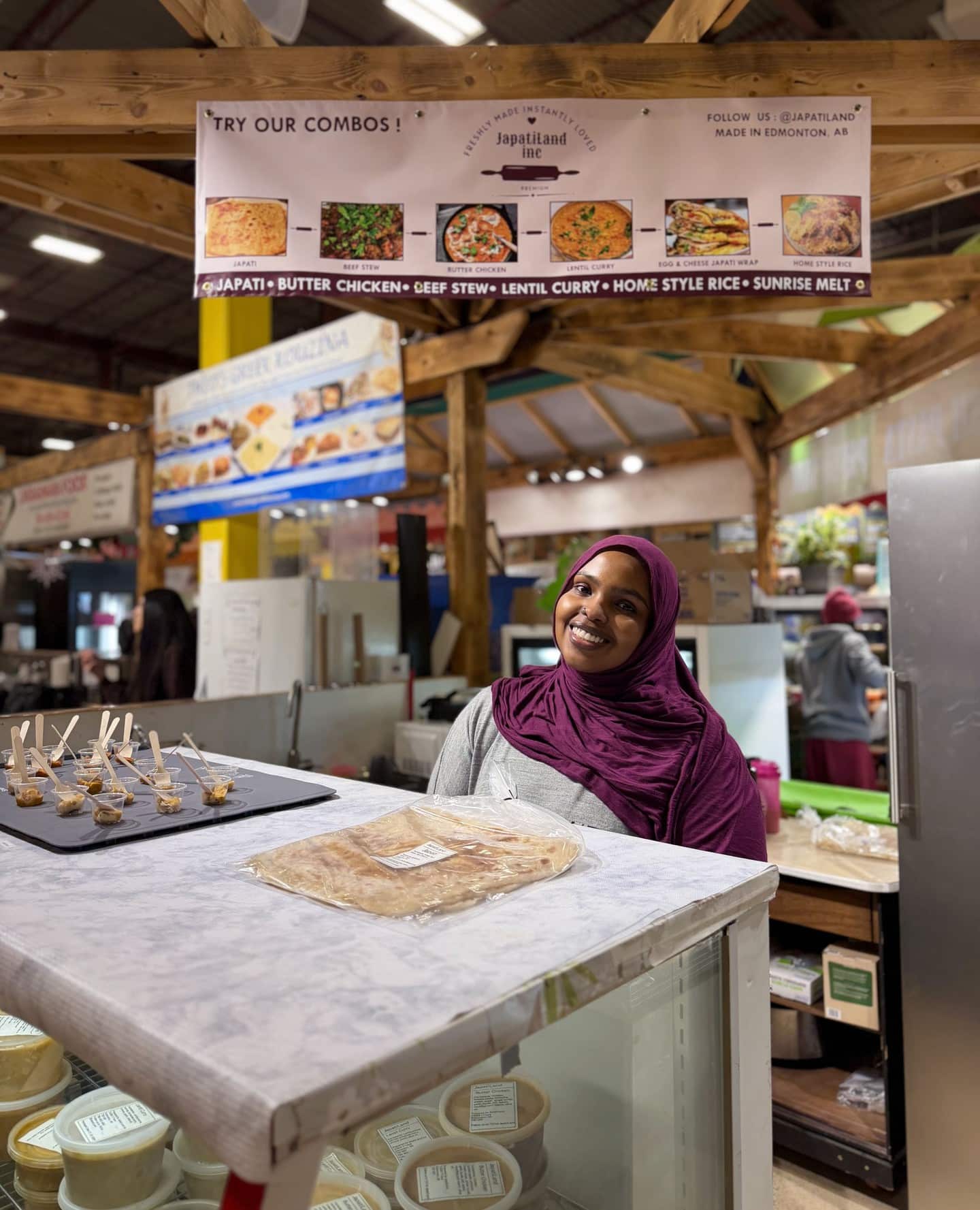 JapatiLand brings a 40-year-old Somali family tradition to the market, centred around their signature Japati flatbread. Every batch carries generations of knowledge, offering a taste of culture, connection, and something beautifully different to bring home.⁠
⁠
📍 Booth E1⁠
🕓 Fri 10–4 | Sat 9–4 | Sun 10–4⁠
⁠
#BountifulFarmersMarket #YEGLocal #YEGFood #YEGMade #ShopLocalYEG #SupperLocalYEG