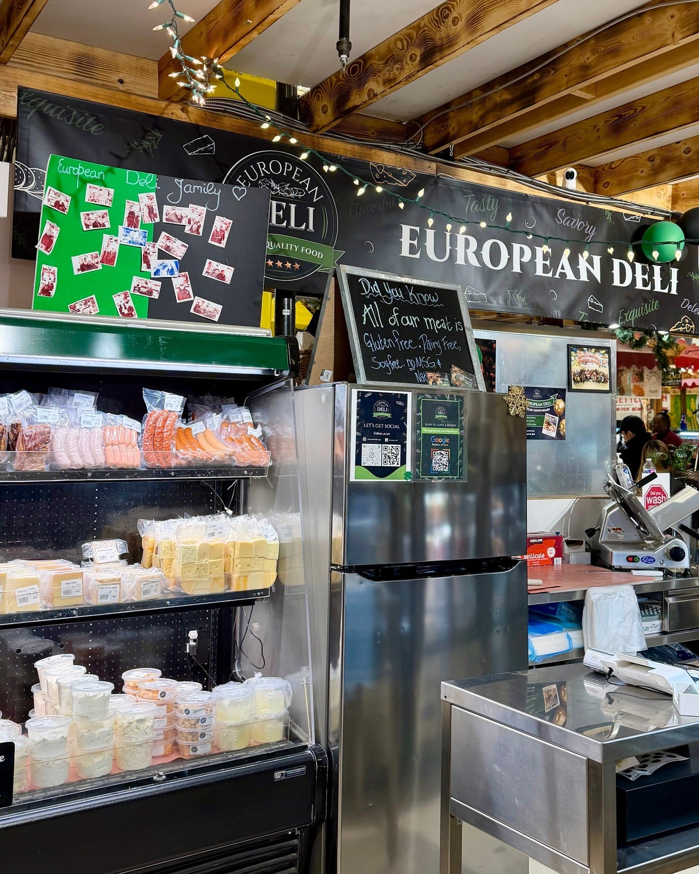 @europeandeli.yeg has everything you need — from traditional smoked sausages and aged European cheeses to smoked turkey legs, homemade pickled vegetables, and imported specialty deli items.⁠
⁠
Rich in tradition and flavour, their selection makes hosting effortless and delicious. 🧀🥩✨⁠
⁠
📍 Booths E5–E6⁠
🕓 Fri 10–4 | Sat 9–4 | Sun 10–4⁠
⁠
#EuropeanDeliYEG #BountifulFarmersMarket #YEGFood #SupportLocalYEG #YEGCheese #YEGLocal #YEGMade #YEG