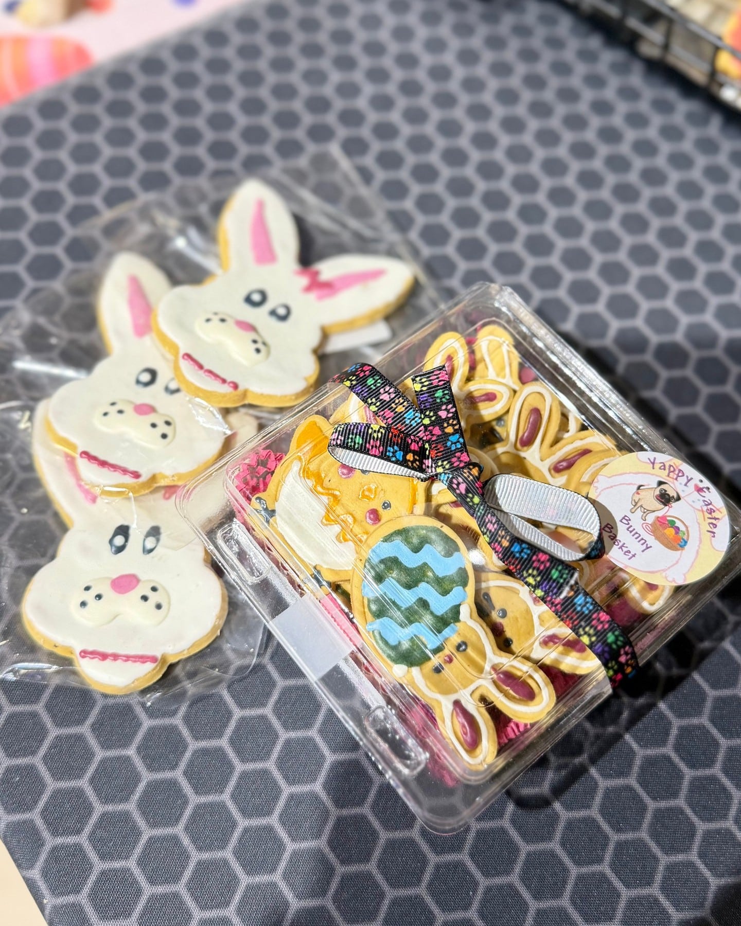 At @pawsome_pup_barkery_edmonton, Karen and Lesley create all-natural, no-preservative dog treats your pup will look forward to. Just in time for the season, their Easter treats bring a little extra fun — along with clever felt fluff toys you can stuff with treats (and toss in the wash after playtime). Thoughtful, wholesome, and made for wagging tails.⁠
⁠
📍 Booth F7⁠
🕓 Fri 10–4 | Sat 9–4 | Sun 10–4⁠
⁠
#BountifulFarmersMarket #YEGLocal #DogTreats #PetFriendly #SupportLocalYEG