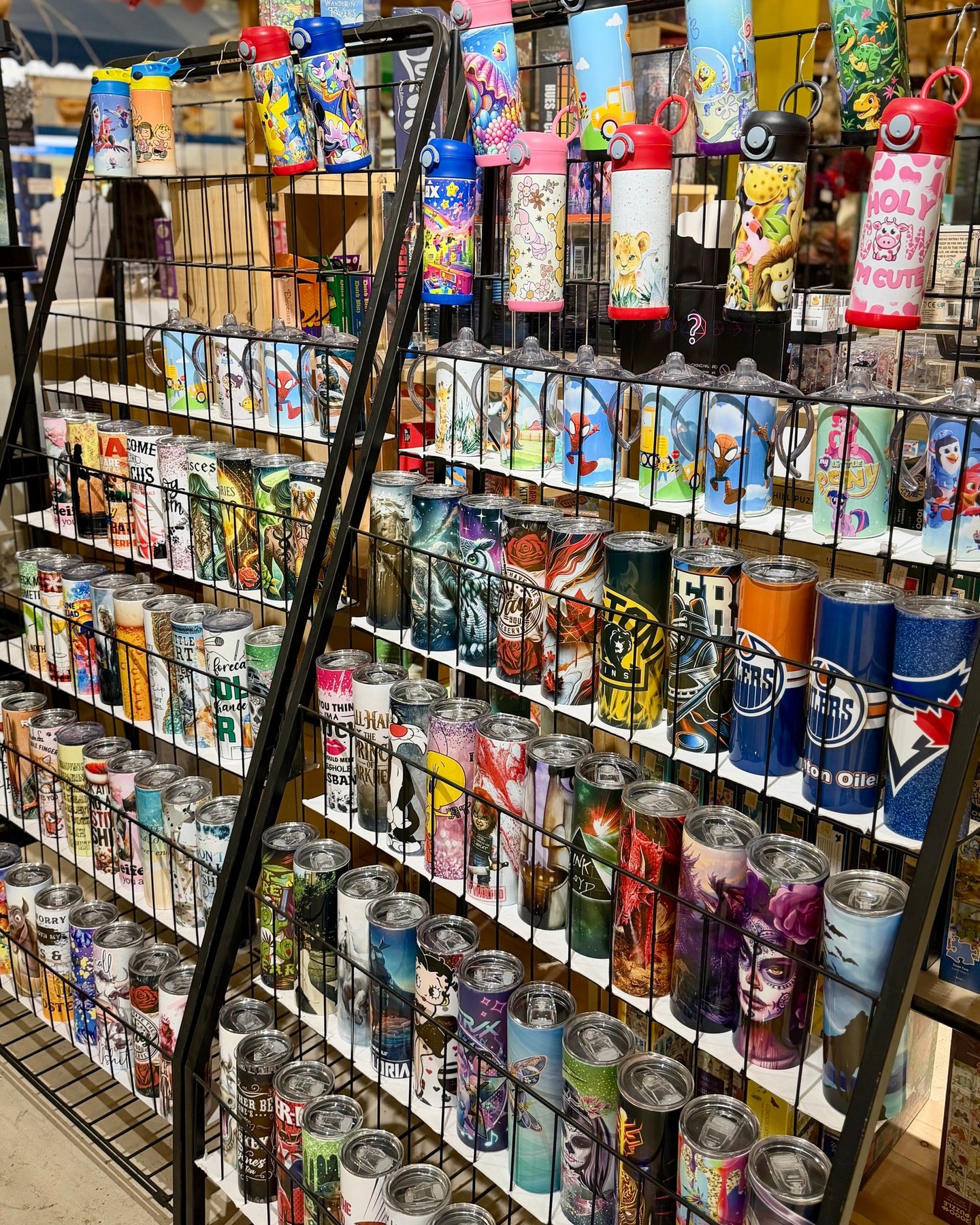 Psst... they’ve got Oilers tumblers ready to kick off the playoff season 🧡💙⁠
⁠
From custom drinkware and kitchen towels to fun giftable finds, S&B Distributing is a great booth to browse if you’re looking for something with personality.⁠
⁠
Find them this weekend at Bountiful.⁠
⁠
#BountifulFarmersMarket #SupportLocalYEG #YEGShopping #ShopLocalYEG #OilersFans