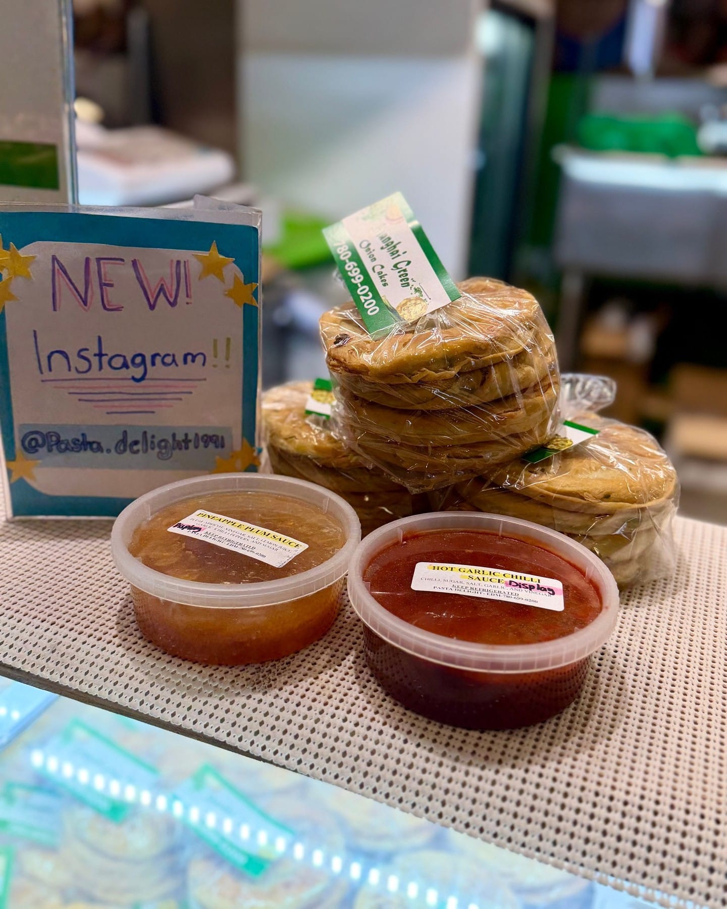 At @pasta.delight1991, you’ll find fresh pasta, house-made pesto, and extras like Shanghai-style green onion cakes — all made without preservatives. Easy to bring home, quick to prepare, and perfect for everyday meals.

Follow their page for pasta and pesto recipe ideas to keep your kitchen inspired.

📍 Booth D1
🕓 Fri 10–4 | Sat 9–4 | Sun 10–4

#BountifulFarmersMarket #YEGLocal #YEGPasta #YEGMeals #YEGFood #EasyMeals #ShopLocalYEG #SupportLocalYEG