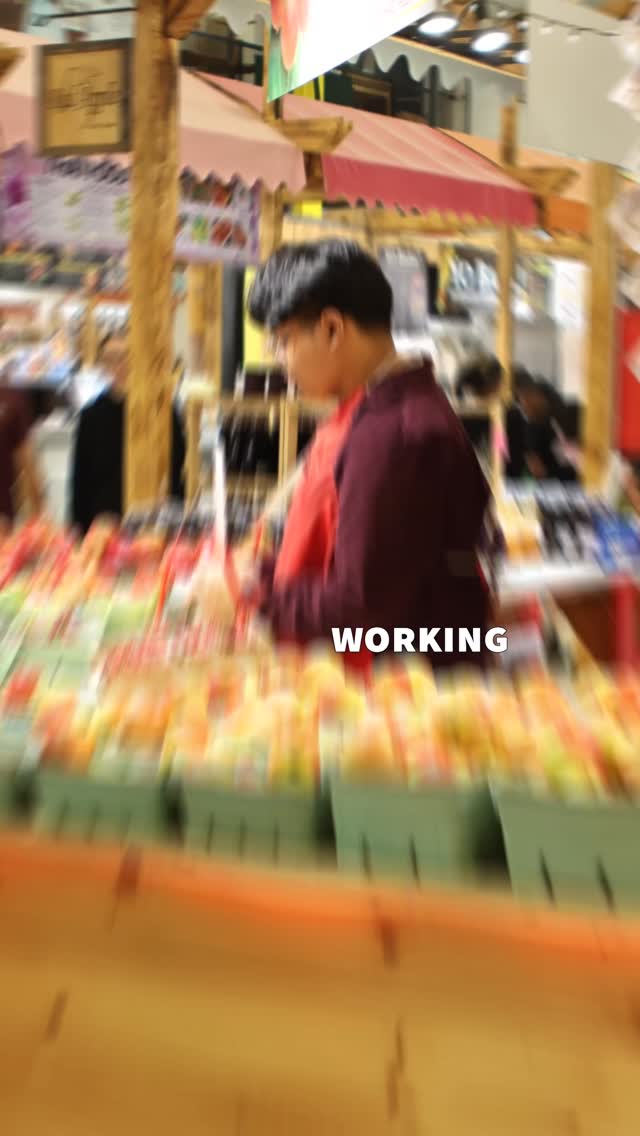 All the things people love about the Bountiful Farmers Market every weekend 😆 🍓 ✅ 

We love putting smiles on your guys faces! 😄 

#BountifulFarmersMarket #YEG #Community #WeekendFun #Weekends