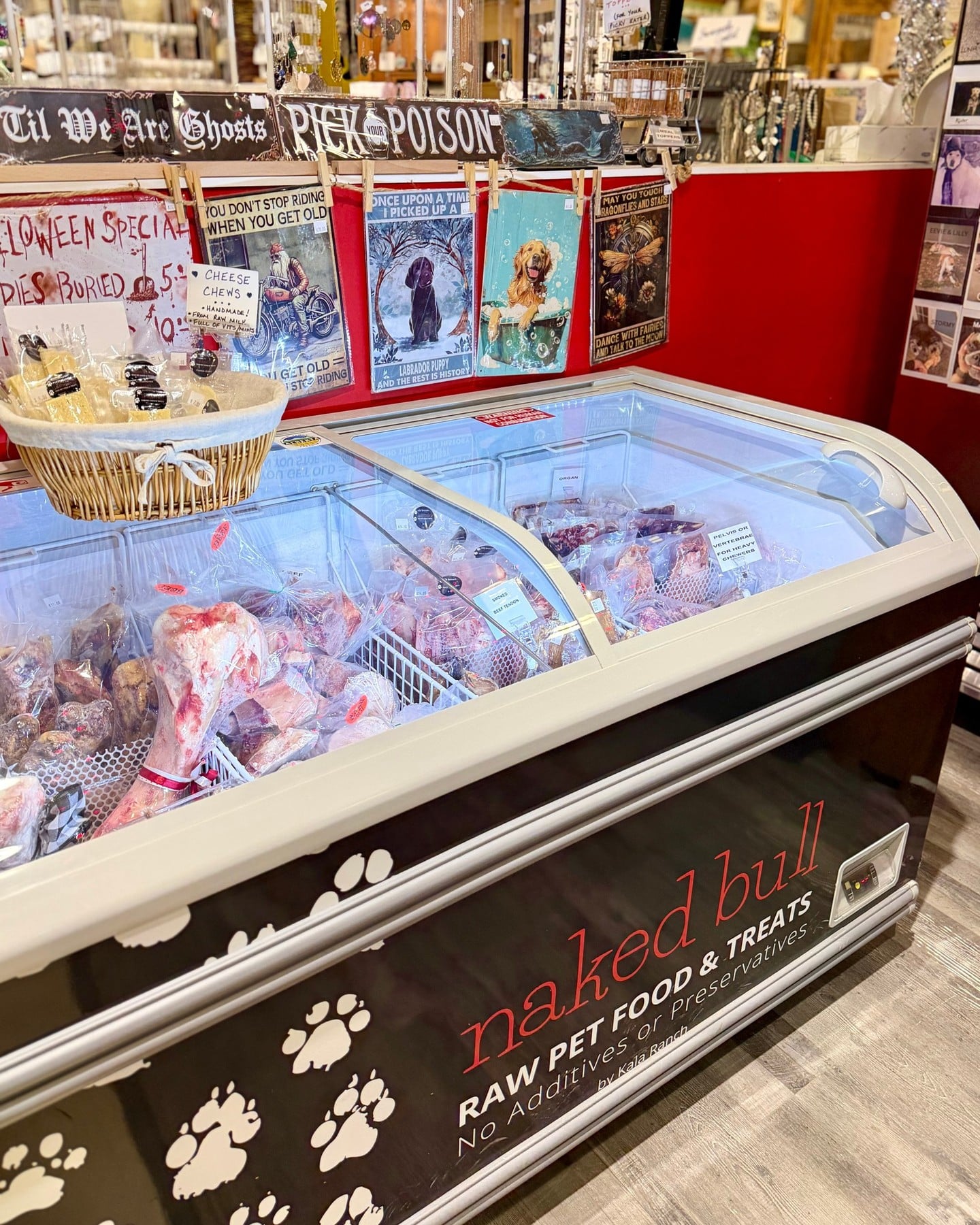 At @nakedbullraw, everything starts with a simple idea, realand clean ingredients for your pets. Their single-ingredient jerky and raw pet foods are made without preservatives, fillers, or additives, using quality meat sourced from their own ranch and trusted local farms.⁠
⁠
It’s a thoughtful approach to feeding your pet — simple, honest, and made close to home.⁠
⁠
📍 Booth F4⁠
🕓 Fri 10–4 | Sat 9–4 | Sun 10–4⁠
⁠
#BountifulFarmersMarket #YEGLocal #PetCare #RawPetFood #SupportLocalYEG #YEGPets #YEGDogs #YEG